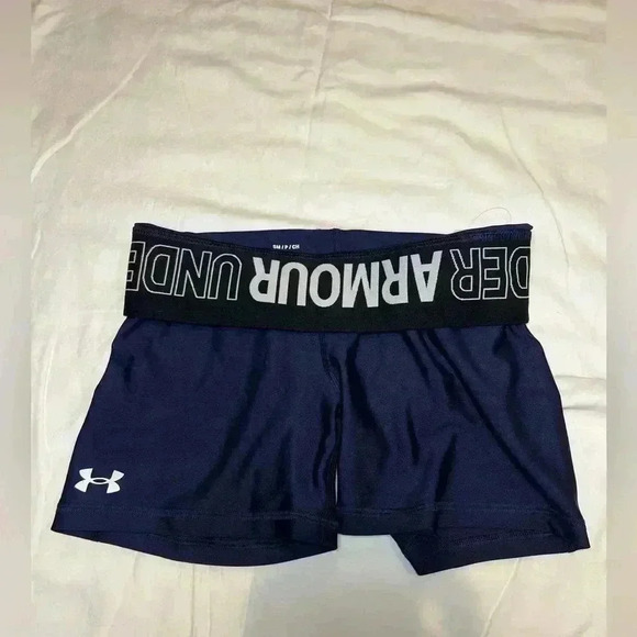 I’m selling Under Armor navy biker shorts new with tags! - Picture 5 of 7